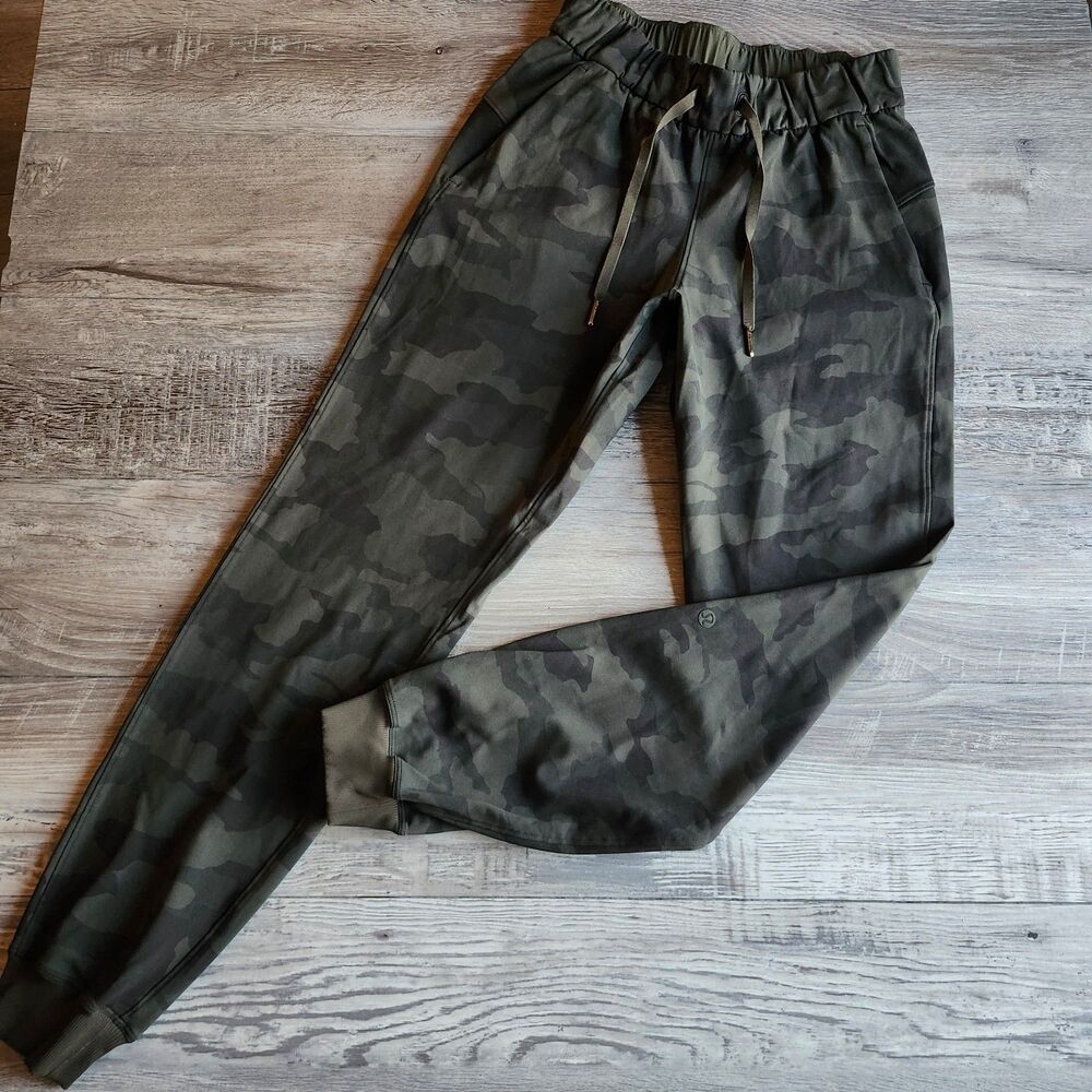 (2) Lululemon On the Fly Jogger 28" *Luxtreme